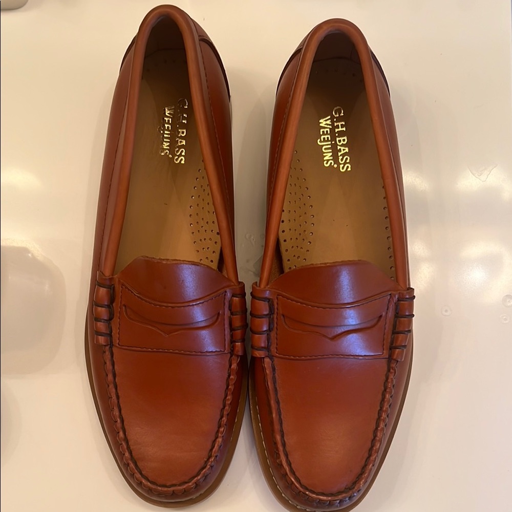 G.H. Bass & Co. Men's Tan Leather Loafers